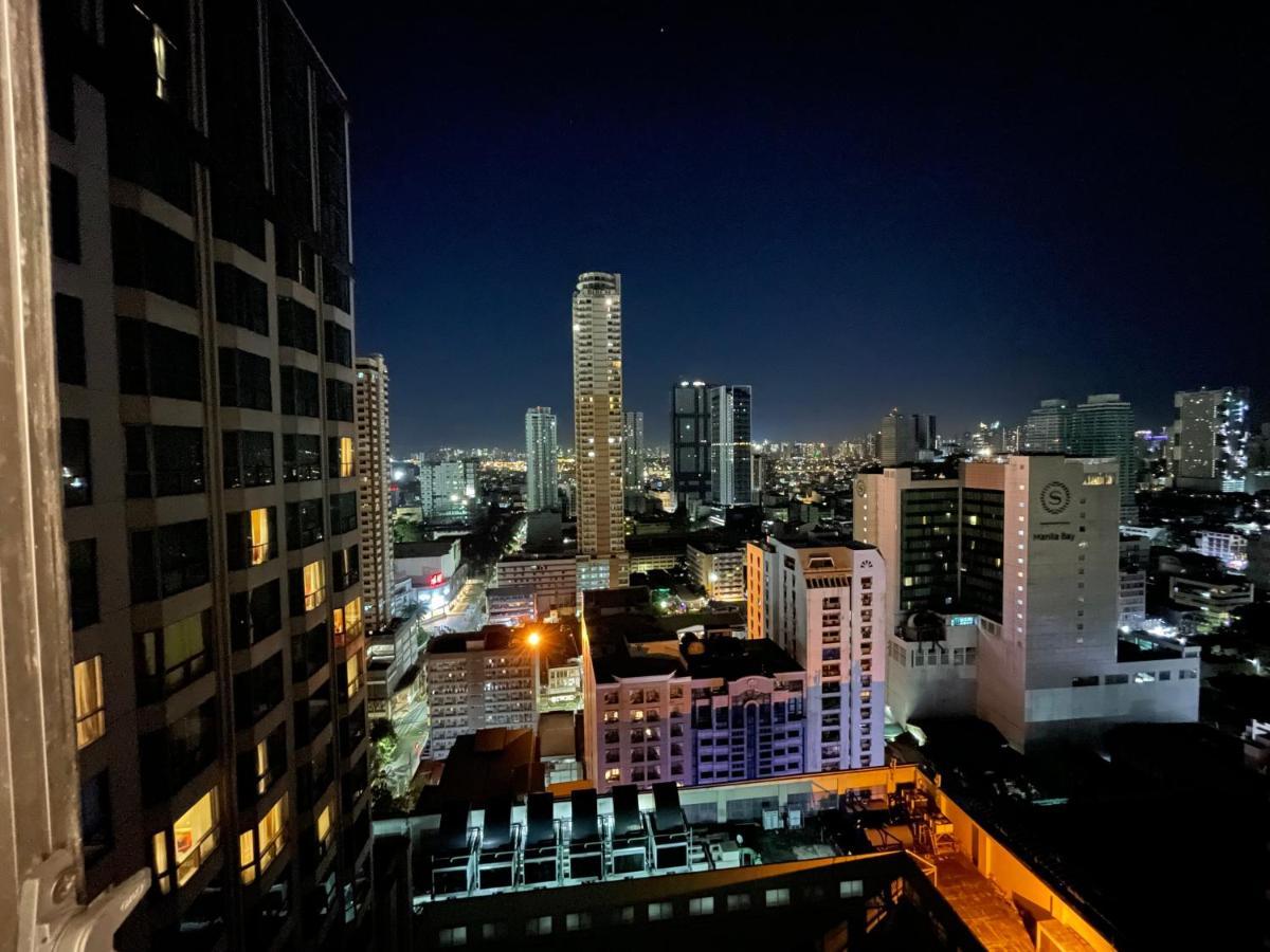 Luxurious & Spacious Manila